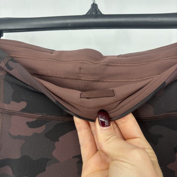 Lululemon Invigorate High-Rise Tight 25" Camo Leggings Burgundy Womens‎ Size 6 - Picture 6 of 10